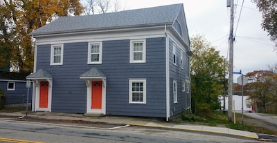 3 Bedroom Steps to Scenic Waterfront