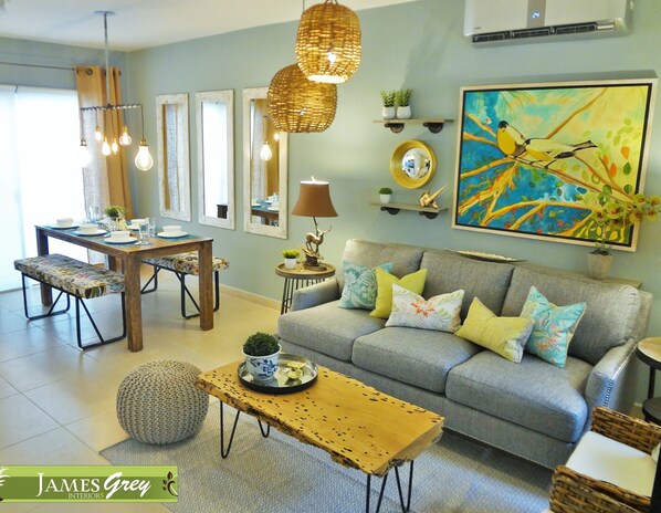 Living Room with seating for the whole family.
