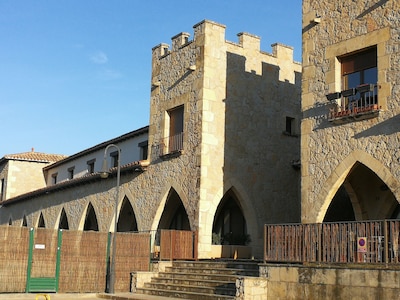 Dúplex con piscina comunitaria y terraza