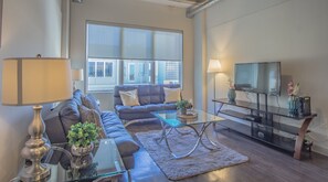 Living Room, Room, Indoors, Furniture, Couch