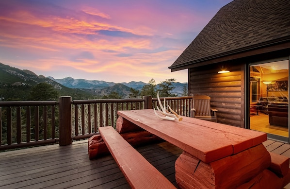 Hardwood,Chair,Handrail,Deck,Porch