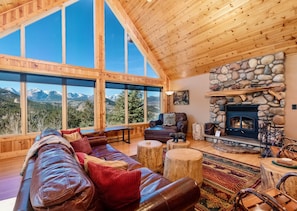 Indoors,Living Room,Furniture,Hardwood,Fireplace