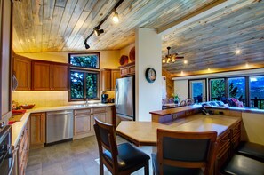 Chair, Furniture, Flooring, Indoors, Room