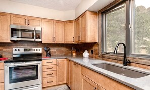 Room, Indoors, Kitchen, Oven, Sink Faucet