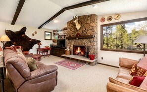 Living Room, Indoors, Room, Couch, Furniture