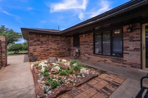 Flagstone, Patio, Yard, Outdoors, Nature