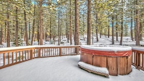 Hot Tub, Tub, Nature, Outdoors, Scenery