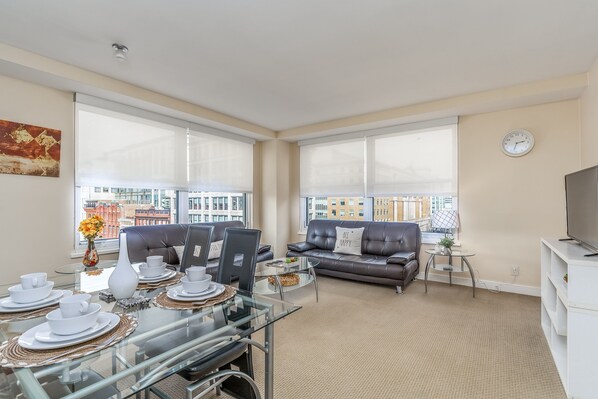 Furniture, Flooring, Room, Indoors, Living Room