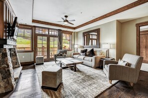 Home Decor, Architecture, Building, Furniture, Indoors