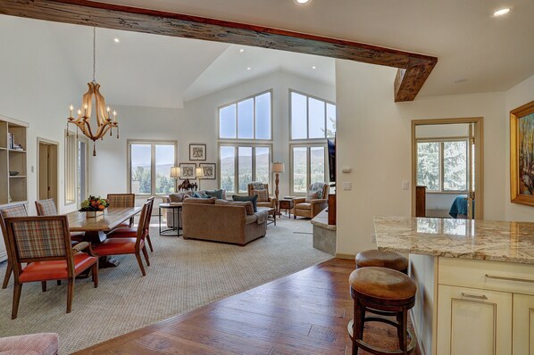 Flooring, Floor, Furniture, Hardwood, Living Room