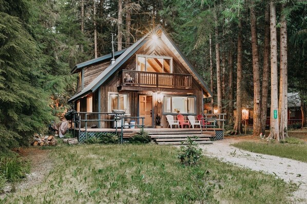 Architecture, Building, House, Cabin, Chair