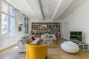 Villa Jeu de Paume - Première Conciergerie - Living room