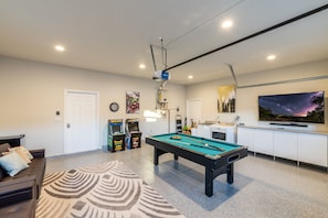 Game room