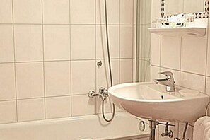 Nr. 12 oder Nr. 14 Appartement für 3 Personen, 35qm-Gästehaus Bauer_Beispiel_35qm