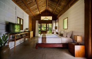 Cozy Wooden House In Canggu Resort