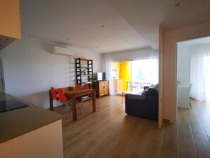 Andere