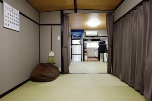 Osaka Cozy Tatami House 2-storied