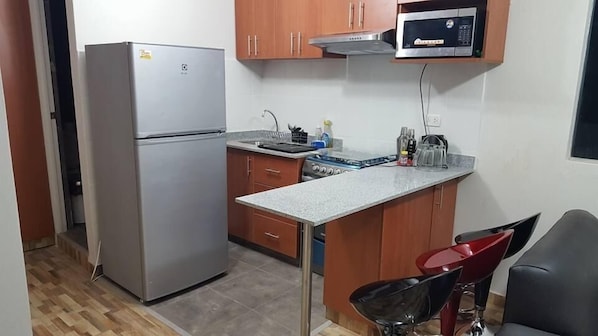 FLAT 1 2D CLOSE TO MIRAFLORES (10 MIN)