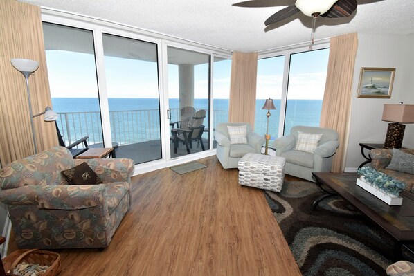 Breathtaking ocean views from One Ocean Place 1104!