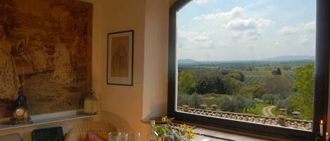 Il Belvedere: sala da pranzo con vista