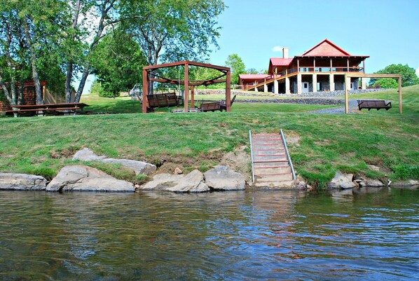 New River Retreat- Lodge