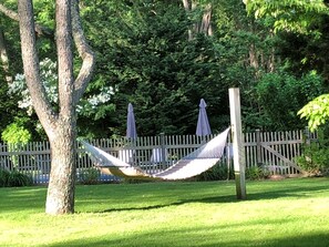 HAMMOCK