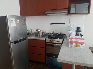 FLAT 6 2D CERCA A MIRAFLORES (10 MIN)