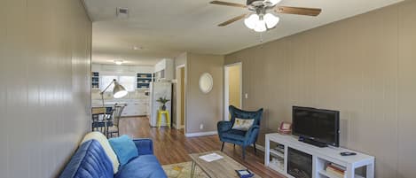 Living Area/Kitchen