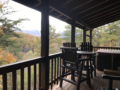 Private Dollywood/Pigeon Forge Cabin, 1.5 Miles from Parkway, Mtn View