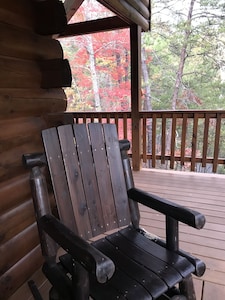 Private Dollywood/Pigeon Forge Cabin, 1.5 Miles from Parkway, Mtn View