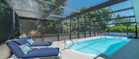 Relax or swim. Swim or relax. These are just two of the tough choices you'll be forced to make on this screened in lanai.