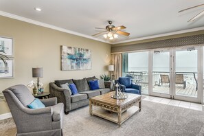 Living room with Gulf front views