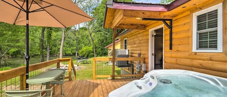 Bryson City Vacation Rental | 1BR | 1BA | 800 Sq Ft | Stairs Required