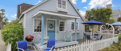 A classic Balboa Island cottage on a corner lot, centrally located.  You'll enjoy the spacious patio throughout the day!