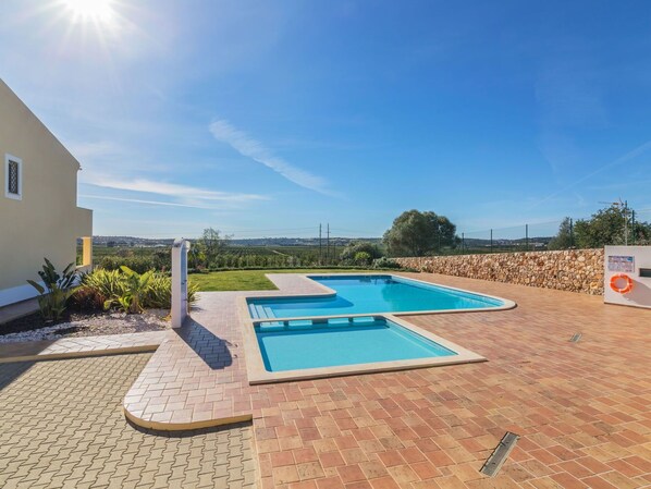Propriété, Piscine, Immobilier, Maison, Domicile, Bâtiment, Biens, Zone Résidentielle, Villa, Vacances