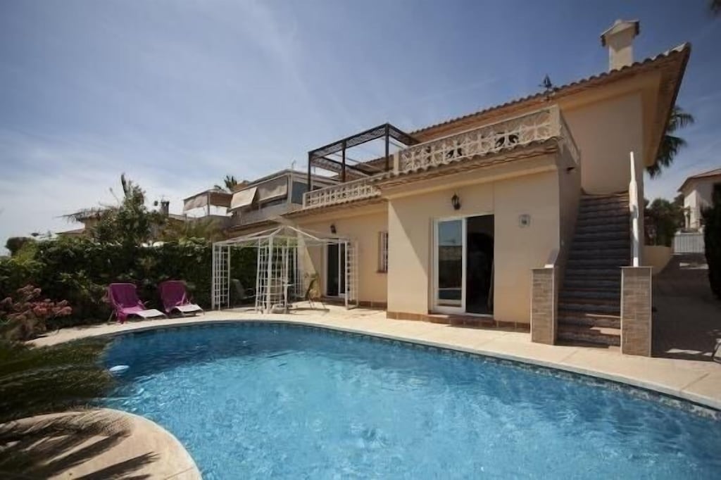 Picture of villa
