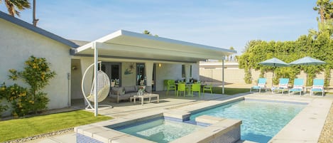 Pool - Spa - Shaded Living Pavilion