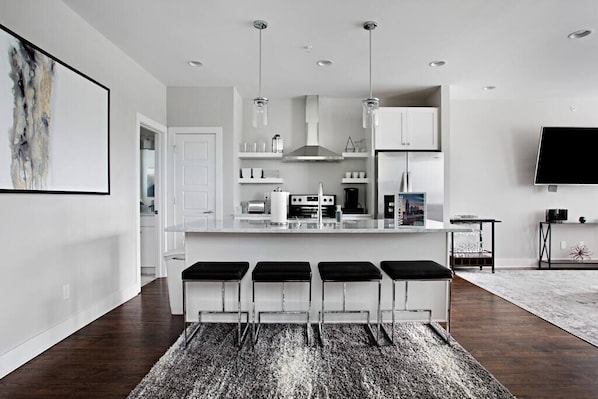 Kitchen (1)
