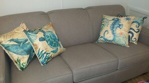 queen sofa bed 