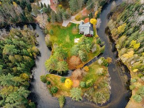 Squirrel Bend - private to The Royal Stag Lodge and it's incredibly manicured property.