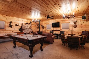 800 sq/ft GAME ROOM: Optional Add-On Amenity. Located between the Royal Stag Lodge and Pine Bend Cottage. Please inquire about availability and pricing.