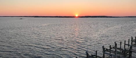 View of the gorgeous sunset from the balcony. 