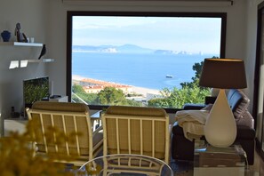 Panoramic sea view living room- SA PUNTA COSTA BRAVA