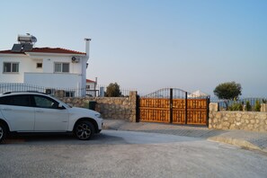 Entrance with smart and secure gates