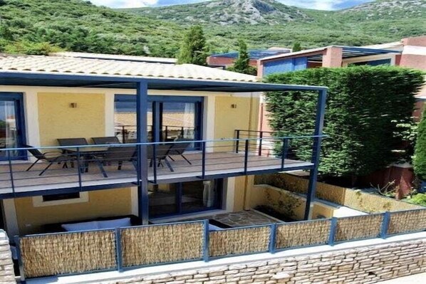 Extérieur maison de vacances [été]