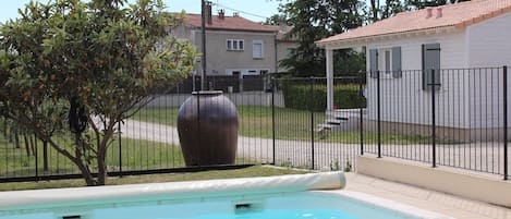 Chalet Provençal et sa Piscine