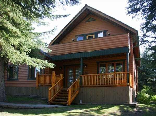 Chalet # 132 Exterior