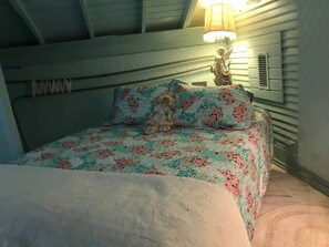 Loft Queen sized bed