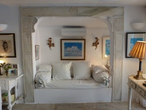 Alcove in Sitting Room