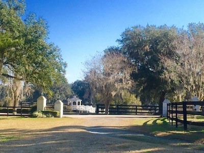 World Equestrian Center & HITS 10 min, Furnished 3/2 house $2,499 mo